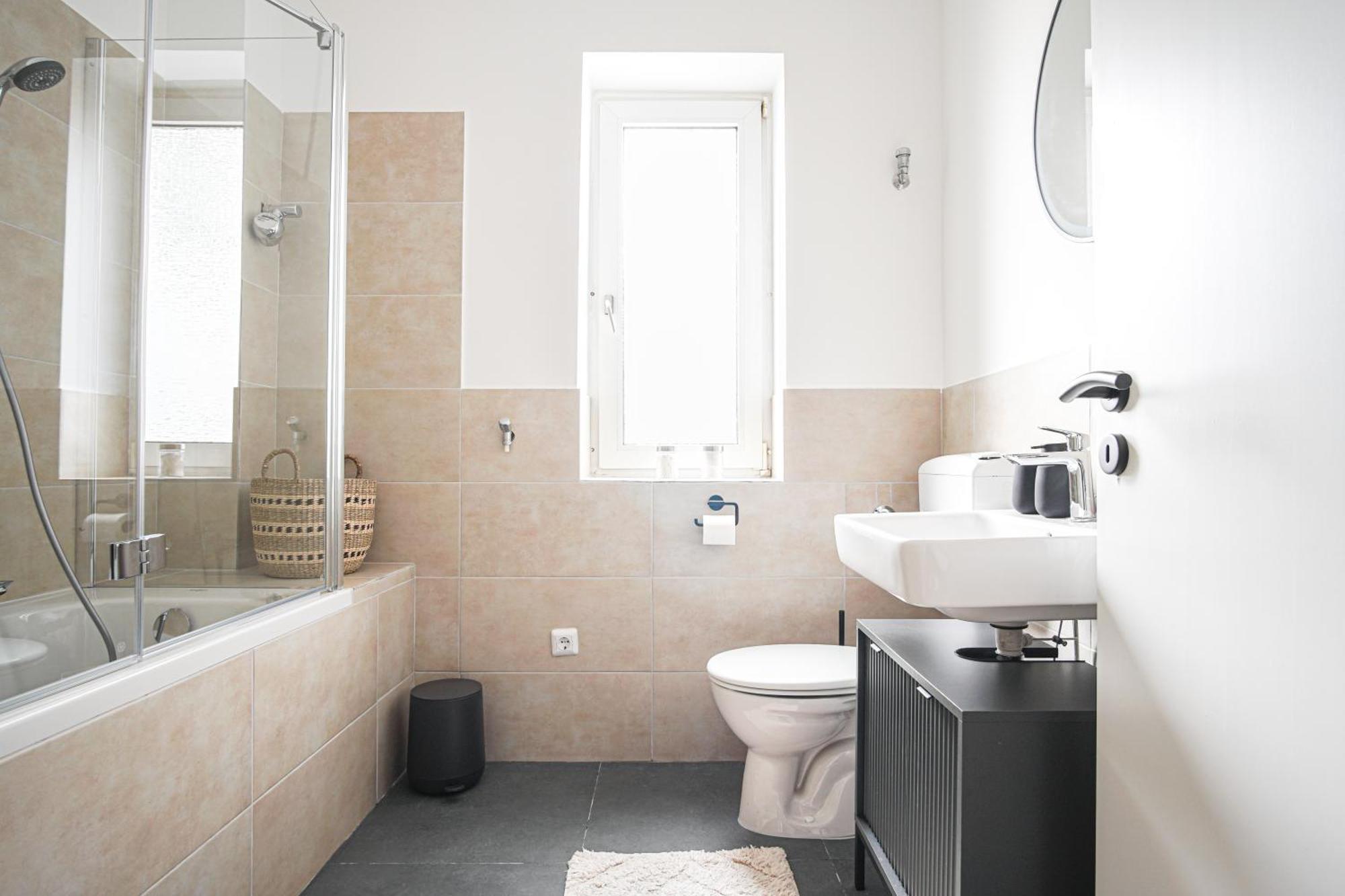 Homefy Balcony Apartment - Up To 4 People - Close To Fair - Free Parking Essen Ngoại thất bức ảnh